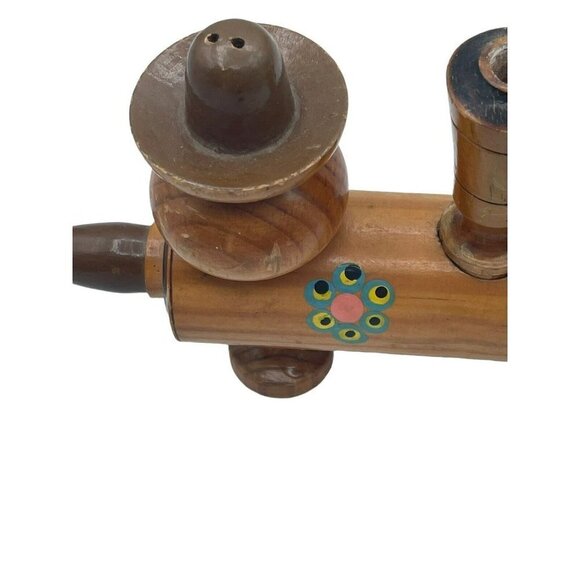 Vtg Mexico Salt & Pepper Shakers Toothpick Holder Rolling Pin Display Colorful - Picture 6 of 9